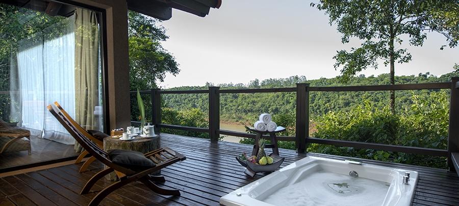 Pool mit Aussicht, Hotel Loi Suites, Iguazu, Argentinien Individualreise
