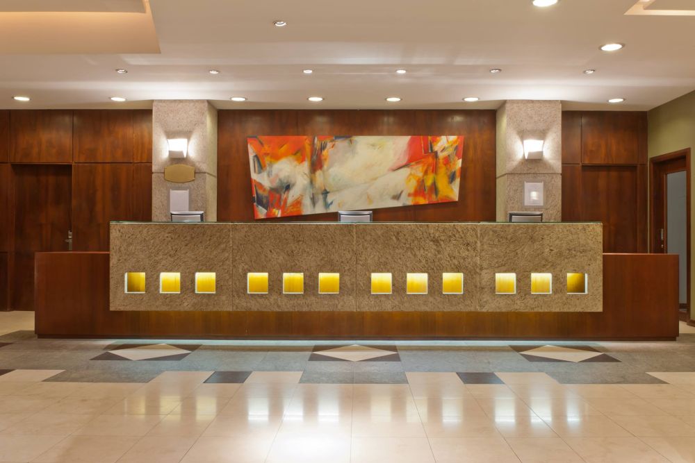 Privatrundreise Brasilien, Eingangsbereich Four Points by Sheraton Hotel