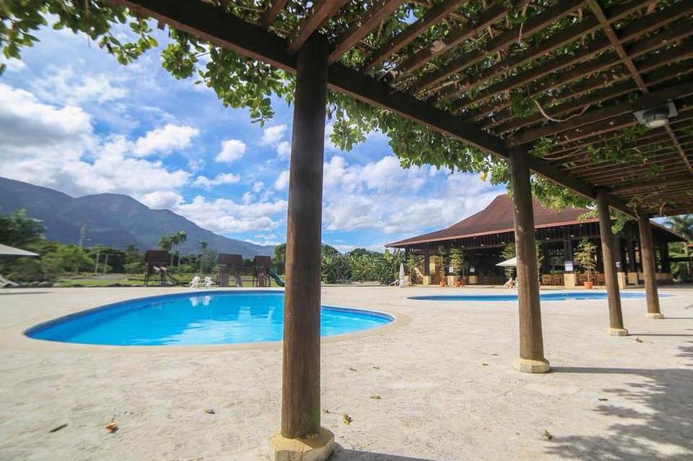 Pool, Hotel Carmen Jarabacoa, Dominikanische Republik Rundreise