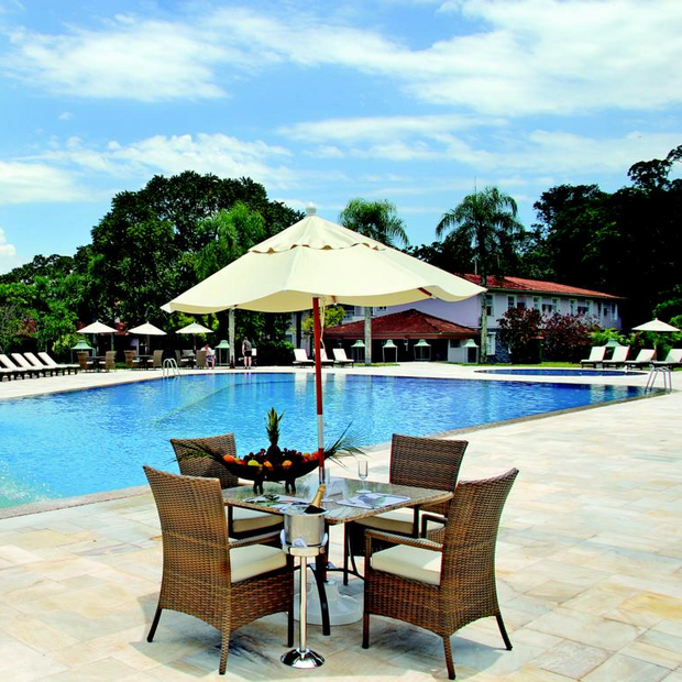 Poolanlage, Sonnenliegen, Belmond Das Cataratas, Brasilien Privatreise