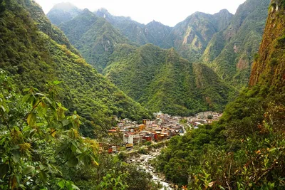 Blick auf Aguas Calientes, Peru Individualreise