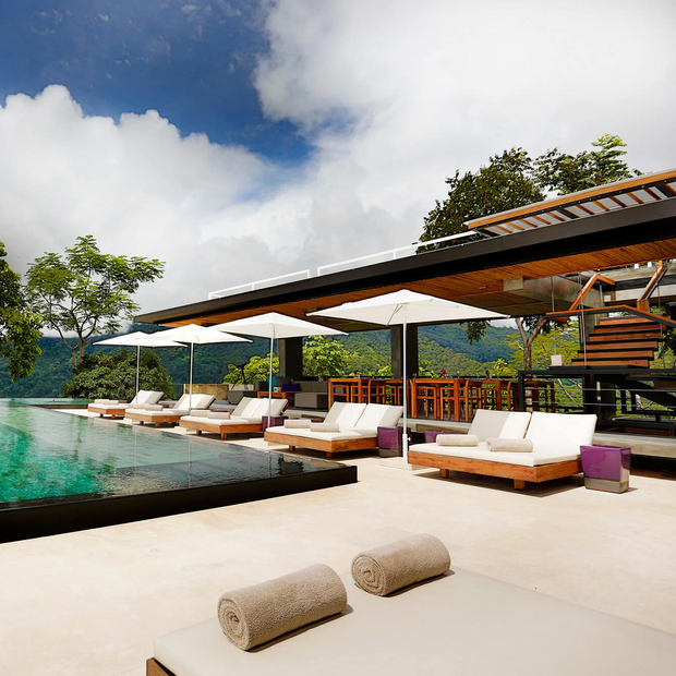 Costa Rica Rundreise, Poolbereich, Kura Design Villas, Luxusreise Costa Rica
