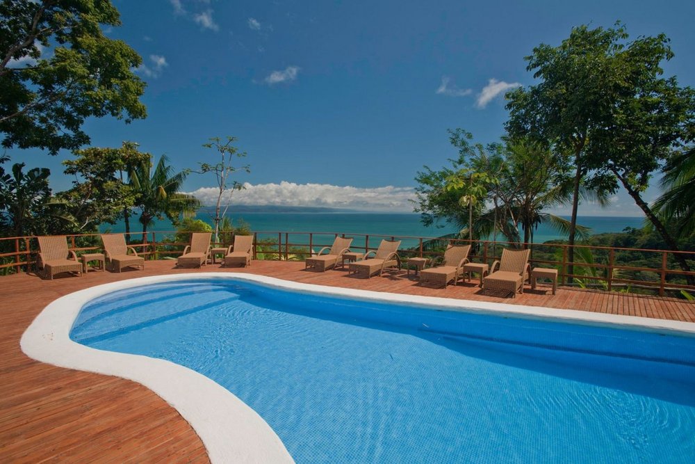 Luxusreise Costa Rica, Poolbereich, Lapa Rios Ecolodge, individuelle Rundreise
