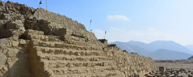 Privatreise Peru, Pyramide in Caral, Barranca, Peru Reise