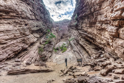 Luxusreise Argentinien mit der Besichtigung des Quebrada de las Conchas in Salta mit América Special Tours.