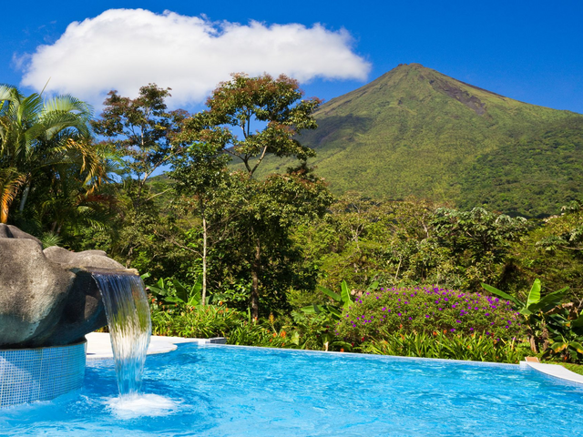 Costa Rica Reise, Vulkan Arenal, Pool 
