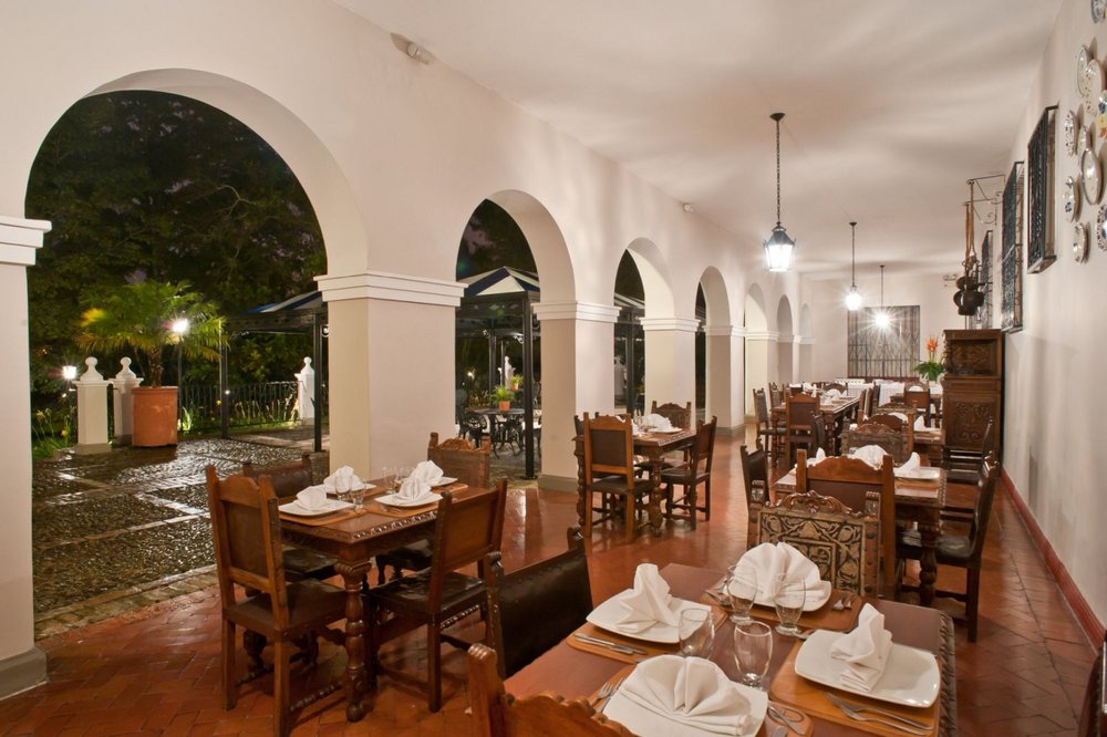 Restaurant, Dann Monasterio, Popayan, Kolumbien Rundreisen