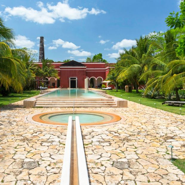 Mexiko Individualreise, Uxmal, Pool, Lateinamerika entdecken, Geschichte