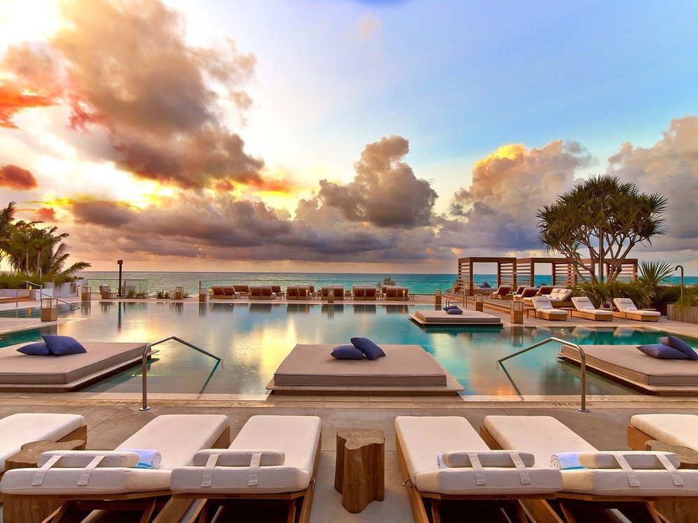 Pool, 1 Hotel South Beach, Miami, Florida, USA Reisen