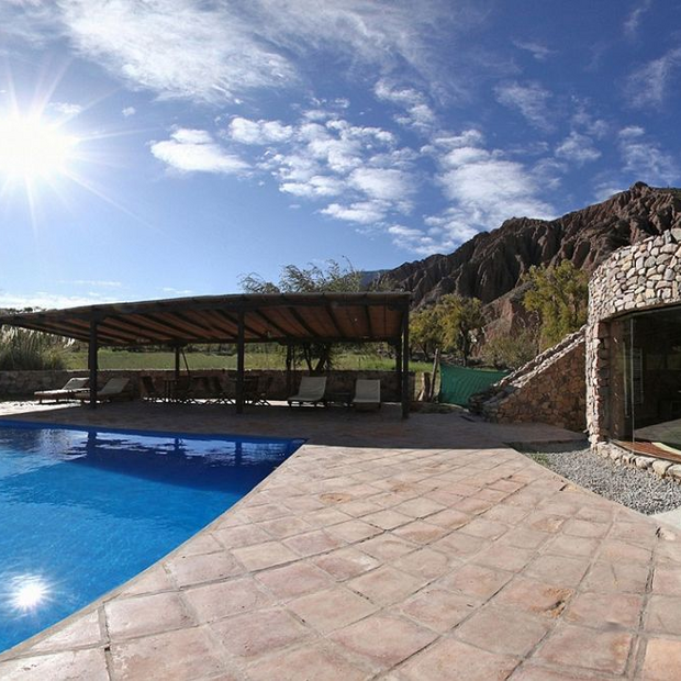 Argentinien Reisen, Purmamarca, Individualreise, Pool, Entspannung