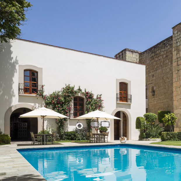 Mexiko Luxusreise, Großzügiger Pool, Hotel Quinta Real Oaxaca
