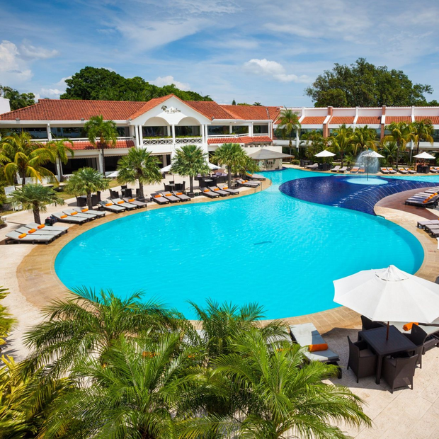 Bolivien Individualreise, Pool, Sonne, Erfrischung, Abenteuer