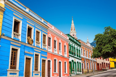 Luxusreise Kolumbien, Bunte Häuser, Bogota, Kolumbien Reise