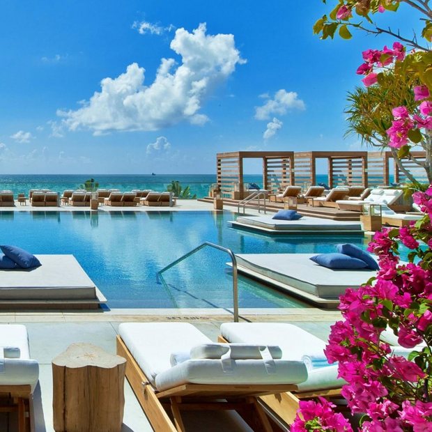 Pool, 1 Hotel South Beach, Miami, Florida, USA Reisen
