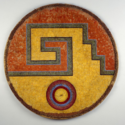 Federschild Mäander und Sonne, © Landesmuseum Württemberg, Foto: Hendrik Zwietasch, Azteken, Mexiko