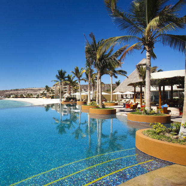 Rundreise Mexiko, Luxuriöse Poollandschaft, Costa Baja Resort & Spa